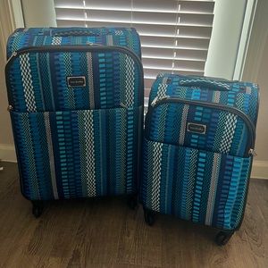 Vera Bradley Luggage Set in Cha Cha Blue